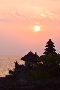 タナロット 寺院 サンセット ツアー 夕陽 見学